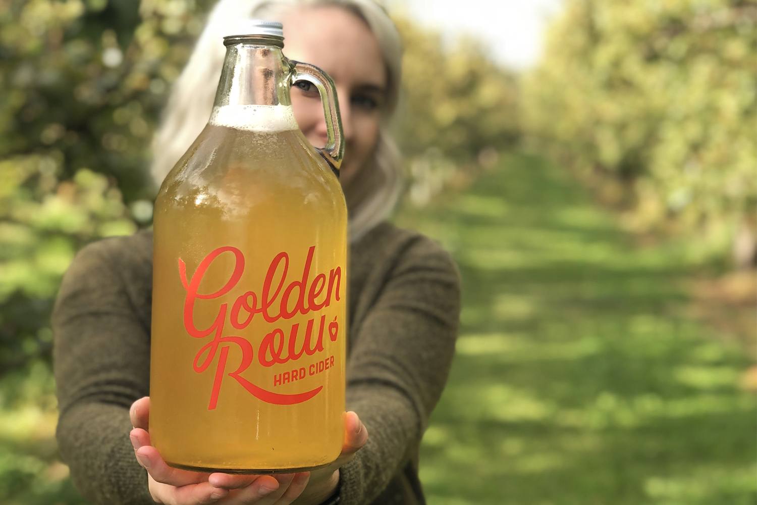 a bottle of golden row apple cider