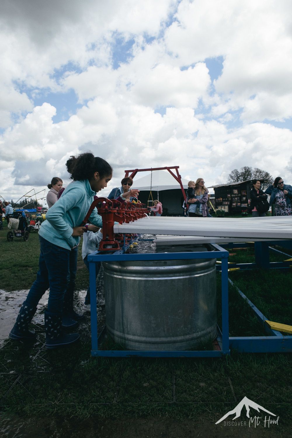 Children playing at the tulip festival